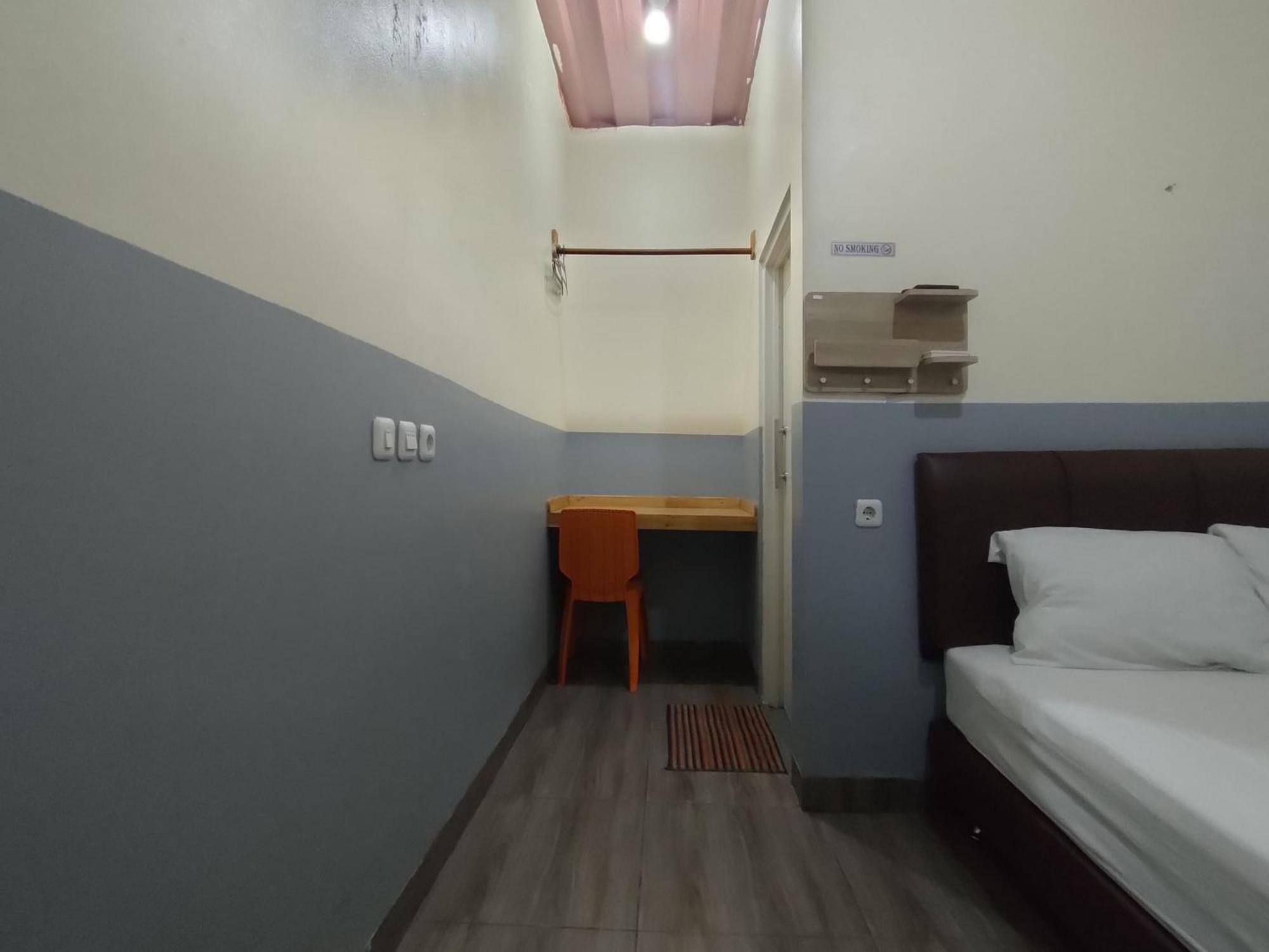 Puspiptek Residence Syariah Mitra Reddoorz スルポン エクステリア 写真