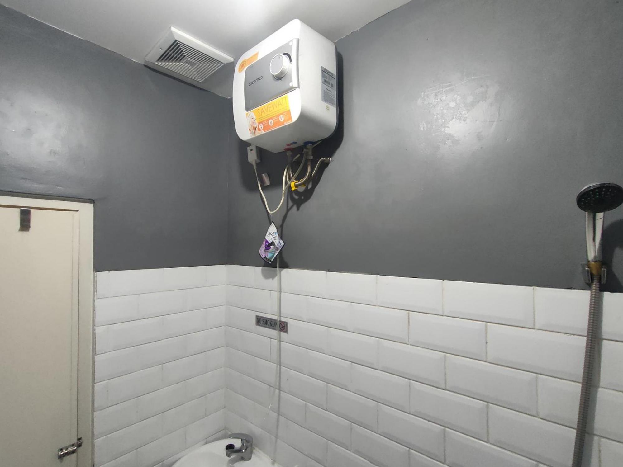 Puspiptek Residence Syariah Mitra Reddoorz スルポン エクステリア 写真